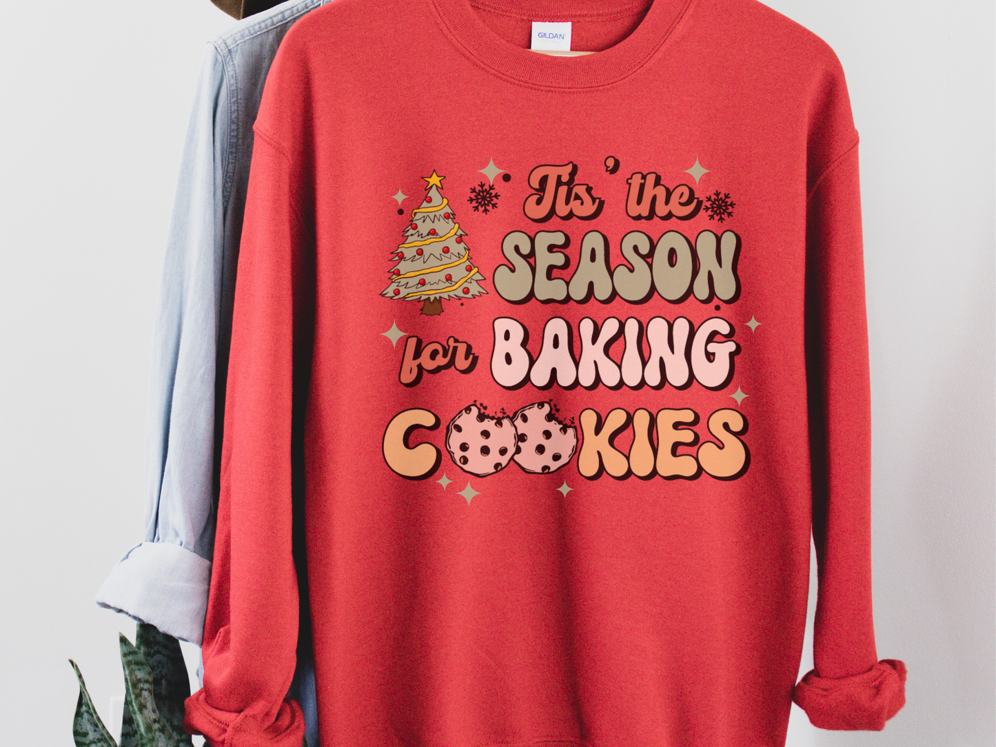 Tis The Season For Baking Cookies Retro Christmas Sweatshirt